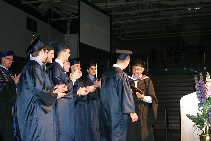 Engineering graduates honor faculty member