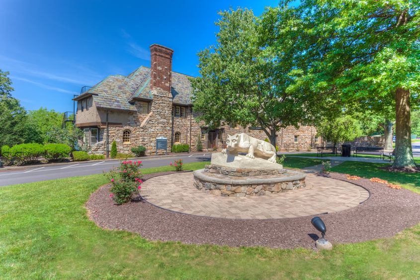 Penn State Hazleton lion shrine